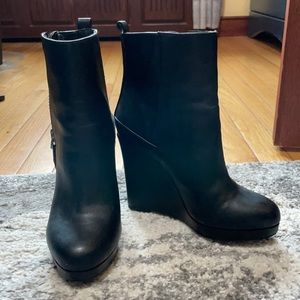 Nine West black wedge boots